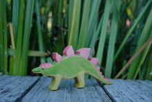 Load image into Gallery viewer, HOLZWALD Stegosaurus, Green