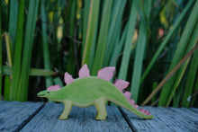 Load image into Gallery viewer, HOLZWALD Stegosaurus, Green