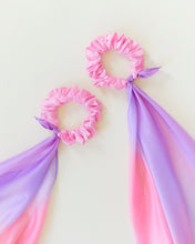 Load image into Gallery viewer, SARAH&#39;S SILKS Wrist Streamers