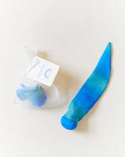 Load image into Gallery viewer, SARAH&#39;S SILKS Mini Skytail