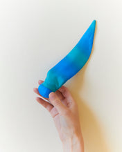Load image into Gallery viewer, SARAH&#39;S SILKS Mini Skytail