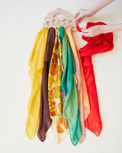 Load image into Gallery viewer, SARAH&#39;S SILKS Playsilk Display, Mushroom