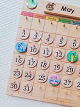 Load image into Gallery viewer, TREASURES FROM JENNIFER Singapore Holiday/Occasion Coins for Perpetual Home Calendar